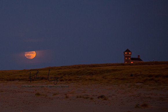 Hunter's Moonrise